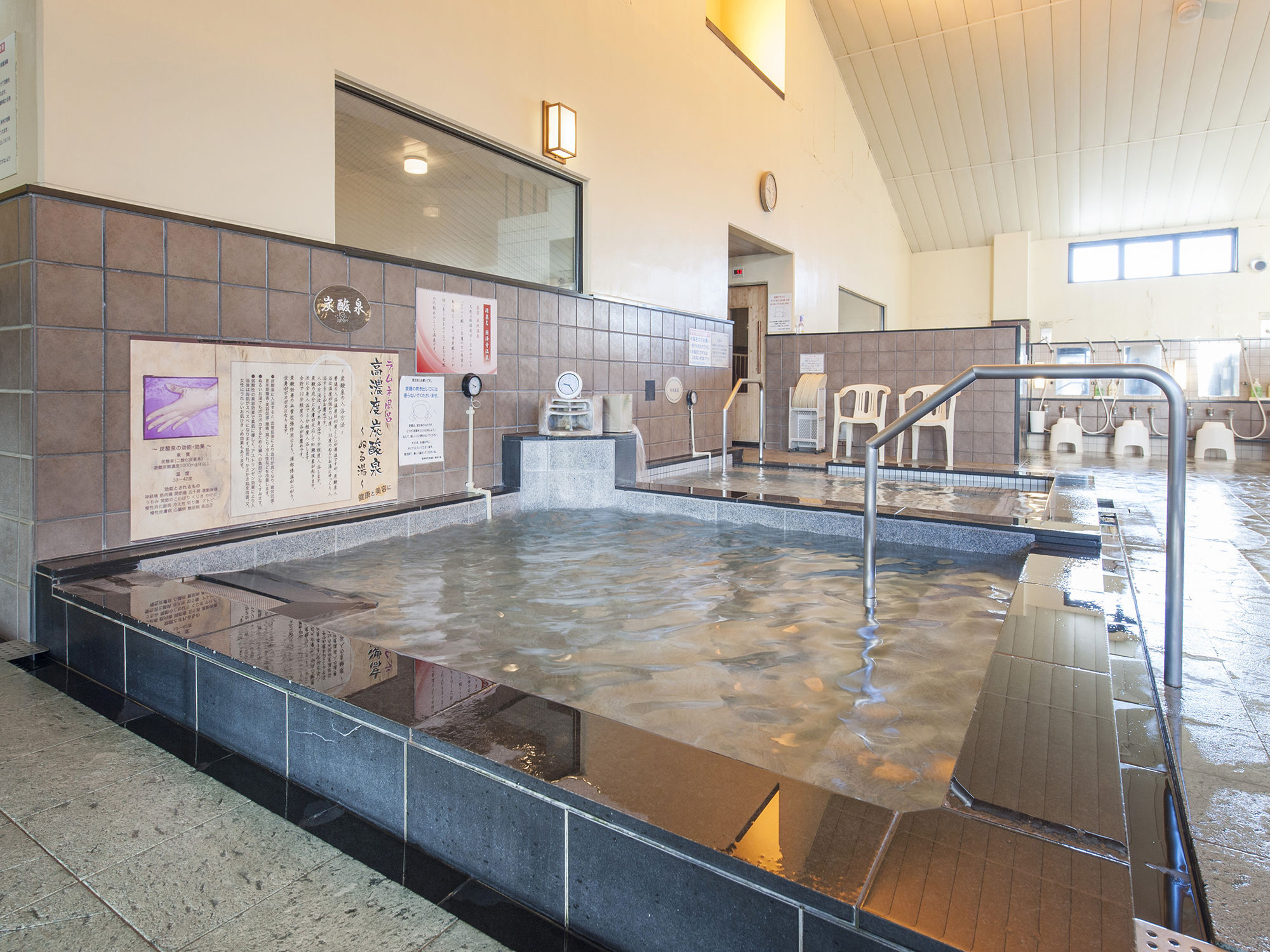 Hana Hotel Fukaya & Spa Exterior photo